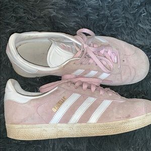 Adidas pink gazelle shoe